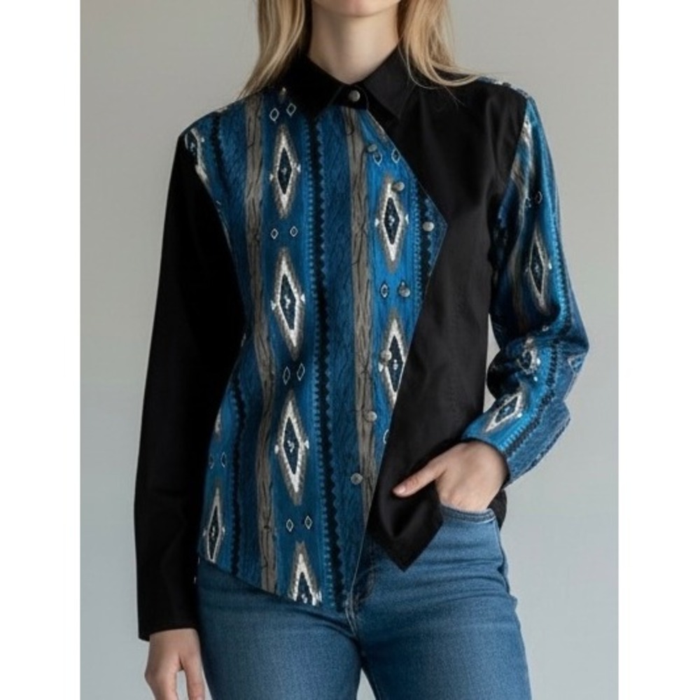 Cumberland Outfitters Western Shirt‎ L Blue Black Southwestern Point Hem Cowgirl